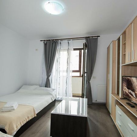 Rezident Militari Apartment Chiajna Exterior photo